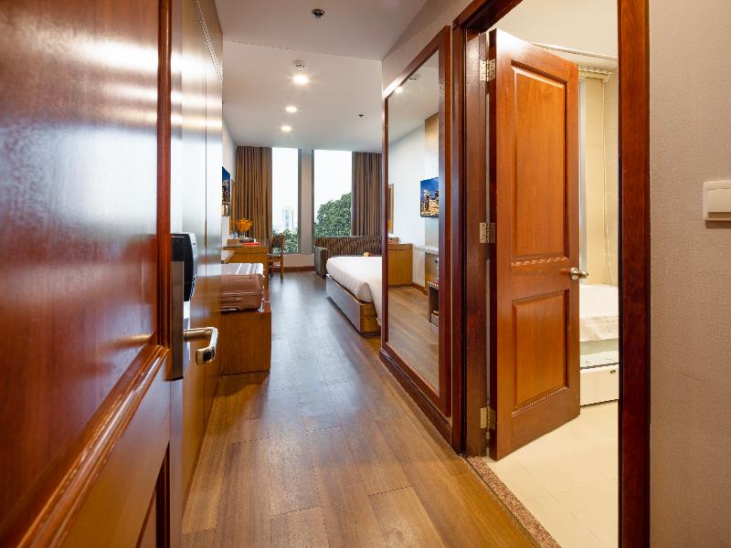 Eden Star Saigon Hotel image