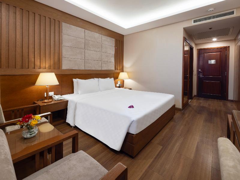 Eden Star Saigon Hotel image