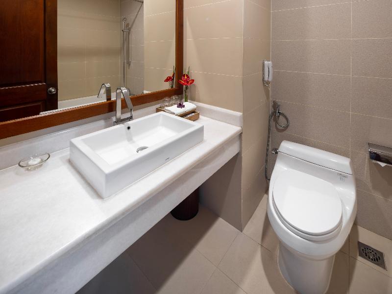 Eden Star Saigon Hotel image