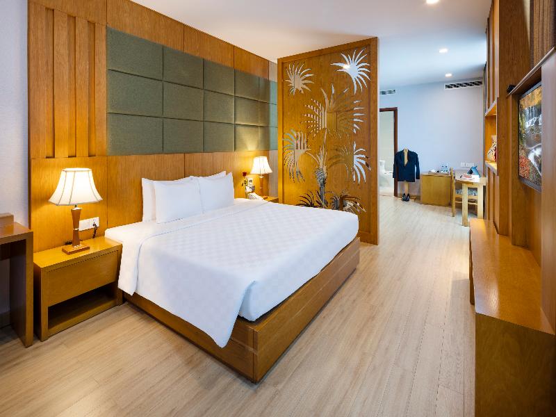 Eden Star Saigon Hotel image