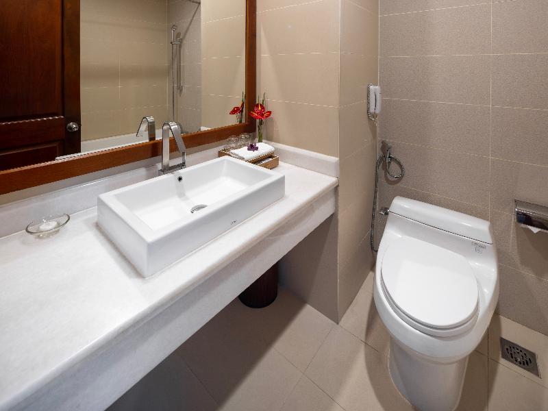 Eden Star Saigon Hotel image
