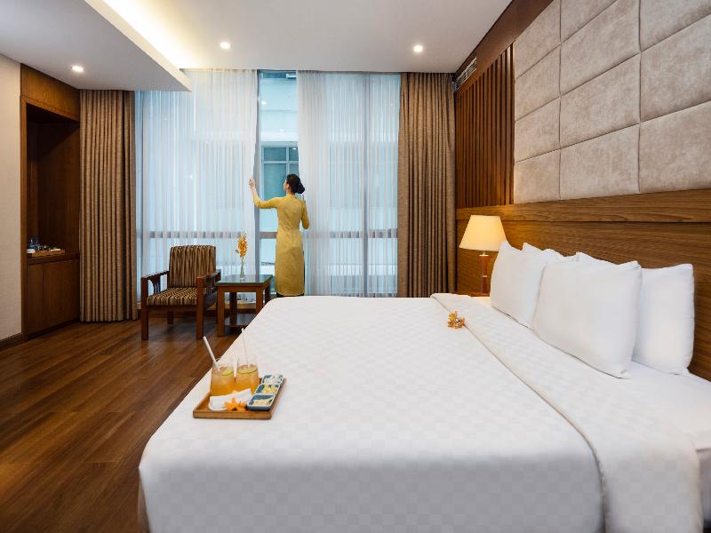 Eden Star Saigon Hotel image