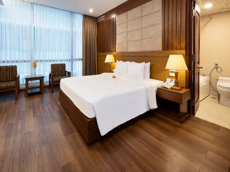 Eden Star Saigon Hotel image