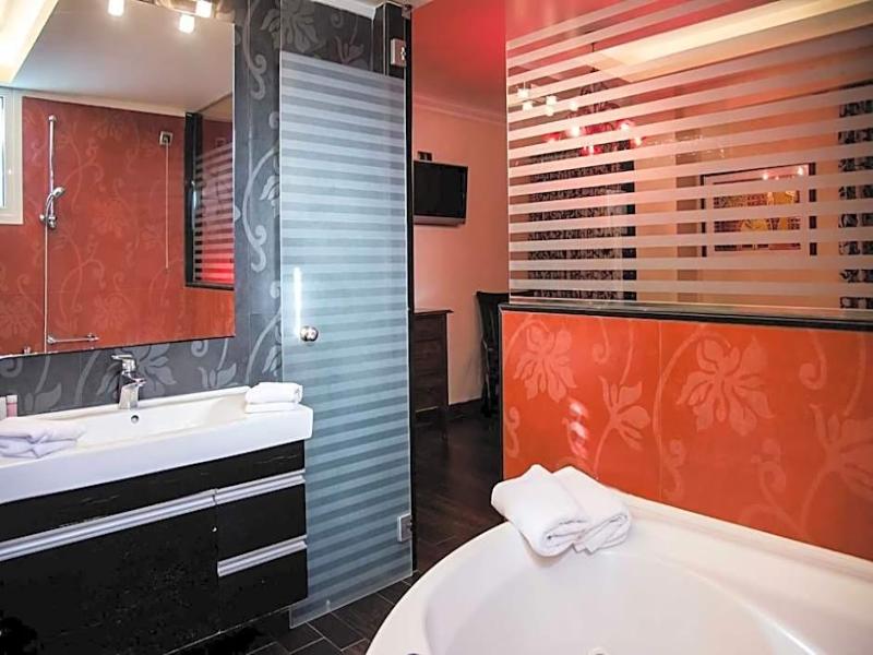 Marousi Hotel image