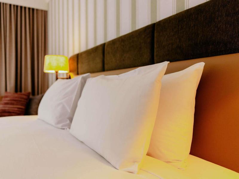 Mercure Clear Mountain Lodge image