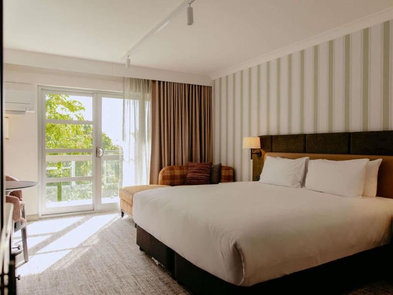 Mercure Clear Mountain Lodge image