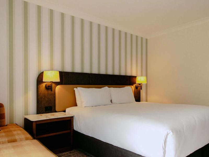 Mercure Clear Mountain Lodge image