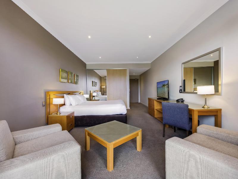 Mercure Kooindah Waters Central Coast image
