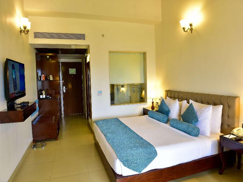 Golden Tulip Goa image