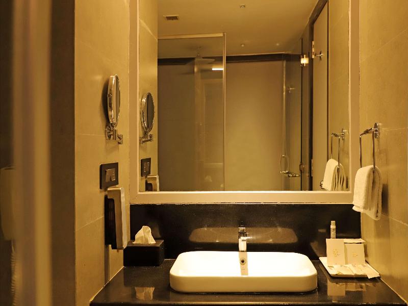 Golden Tulip Goa image