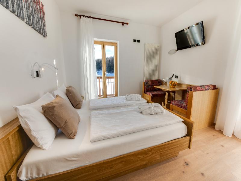 Phi hotel Bellamonte image