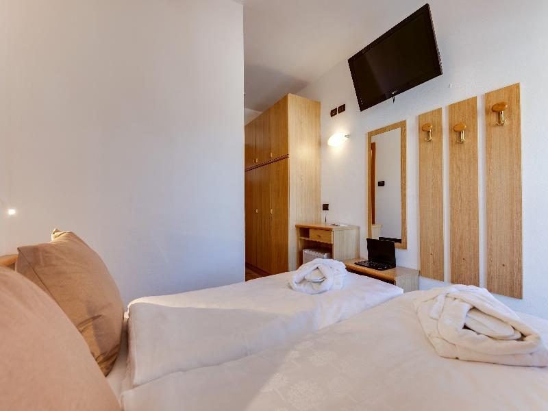 Phi hotel Bellamonte image