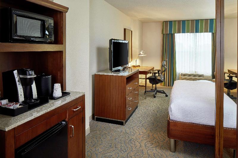 Hilton Garden Inn Atlanta Midtown image
