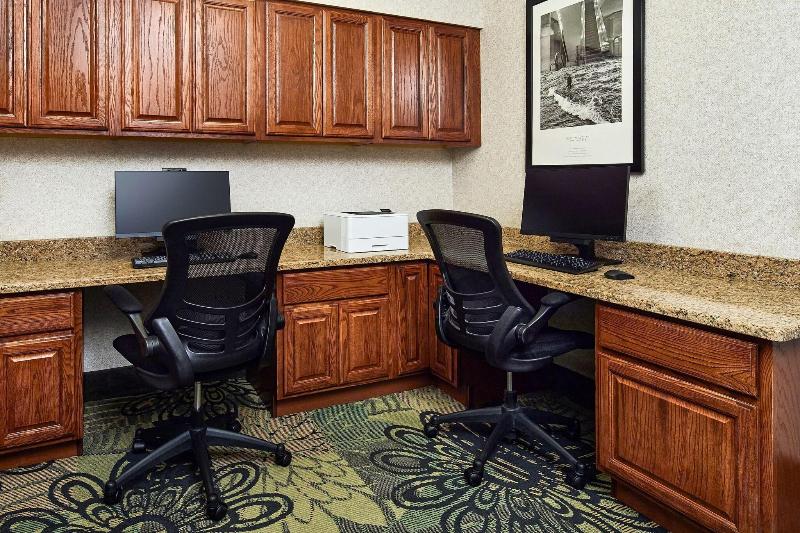 Hampton Inn Longmont image