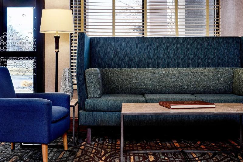 Hampton Inn Longmont image