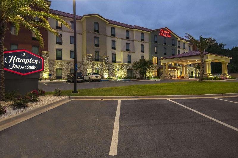 Hampton Inn & Suites Pensacola/I-10 Pine Forest Ro