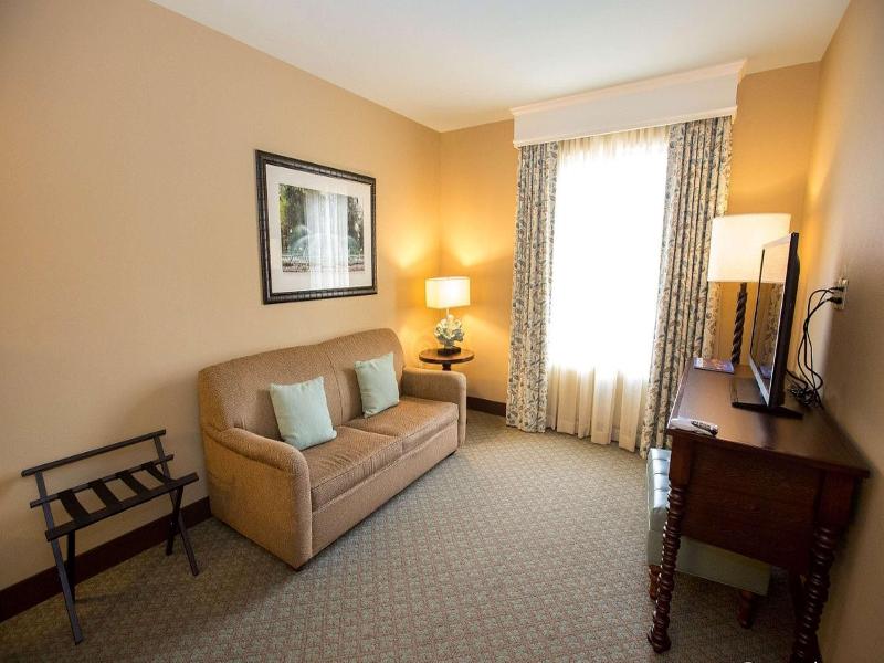 Embassy Suites Savannah image