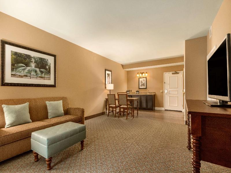 Embassy Suites Savannah image