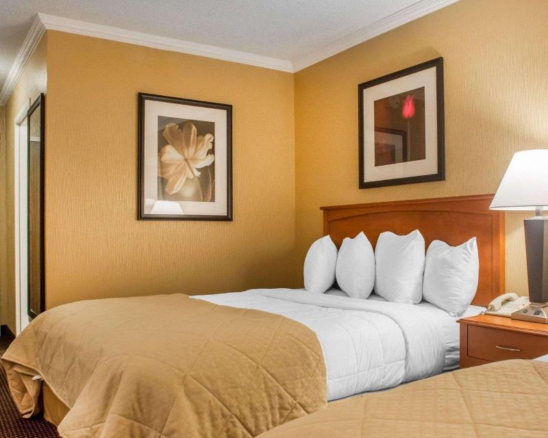 Quality Inn & Suites Riverfront image