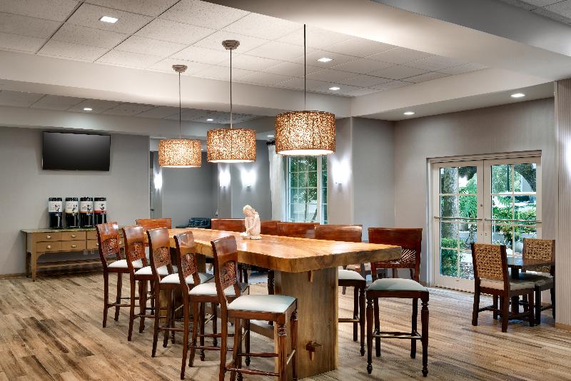 Hampton Inn New Smyrna Beach image