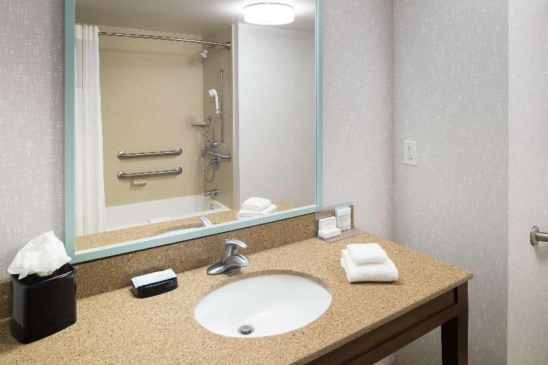 Hampton Inn New Smyrna Beach image