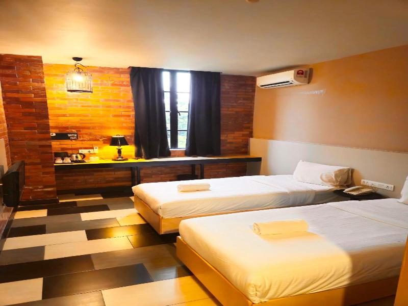 The Youniq Hotel image