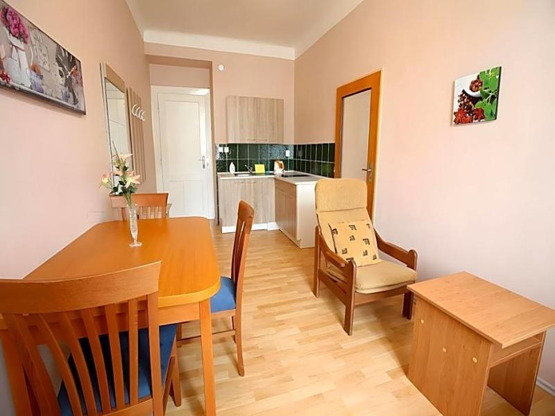 Hostel Dakura image