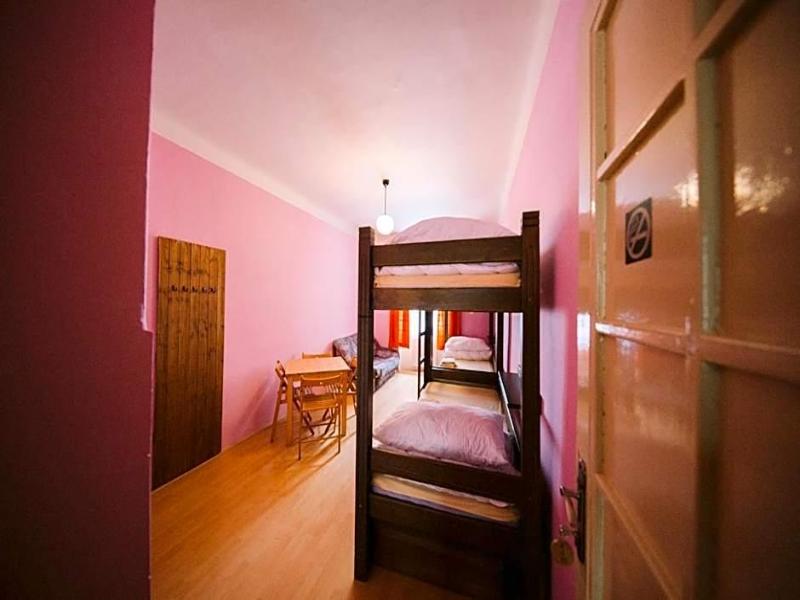 Hostel Dakura image