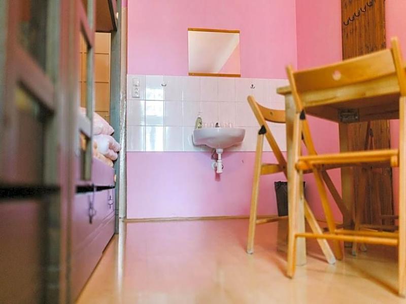 Hostel Dakura image