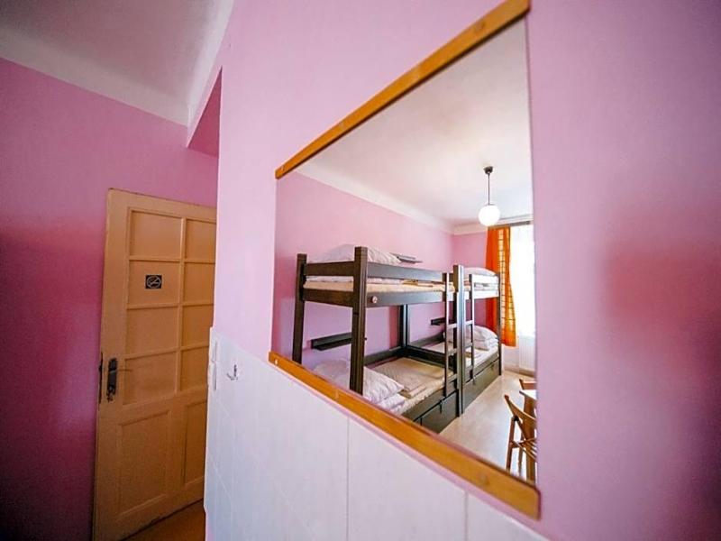 Hostel Dakura image