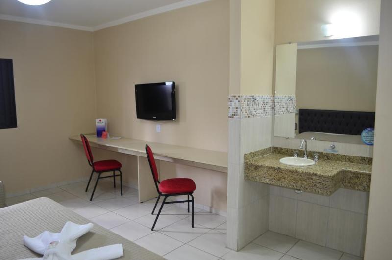 Astron Associado Primar Plaza Hotel image