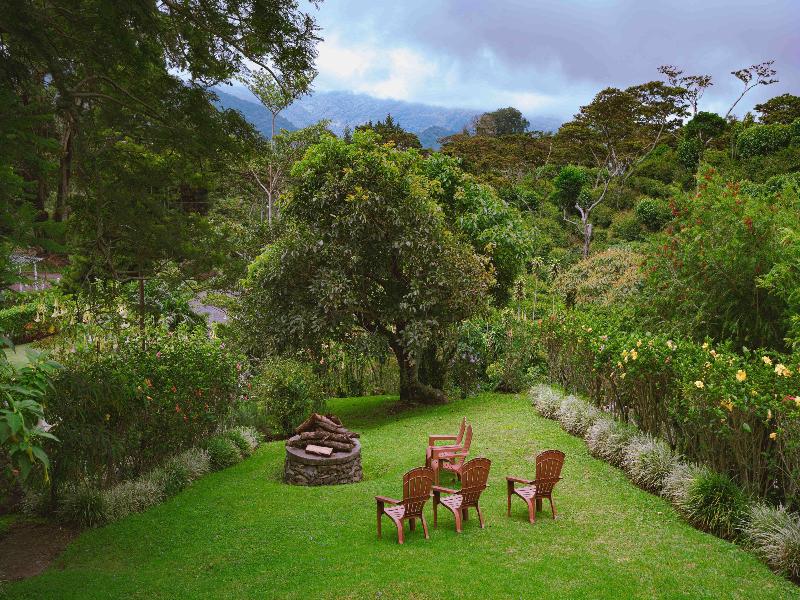 Finca Lerida Coffee Plantation & Boutique Hotel image