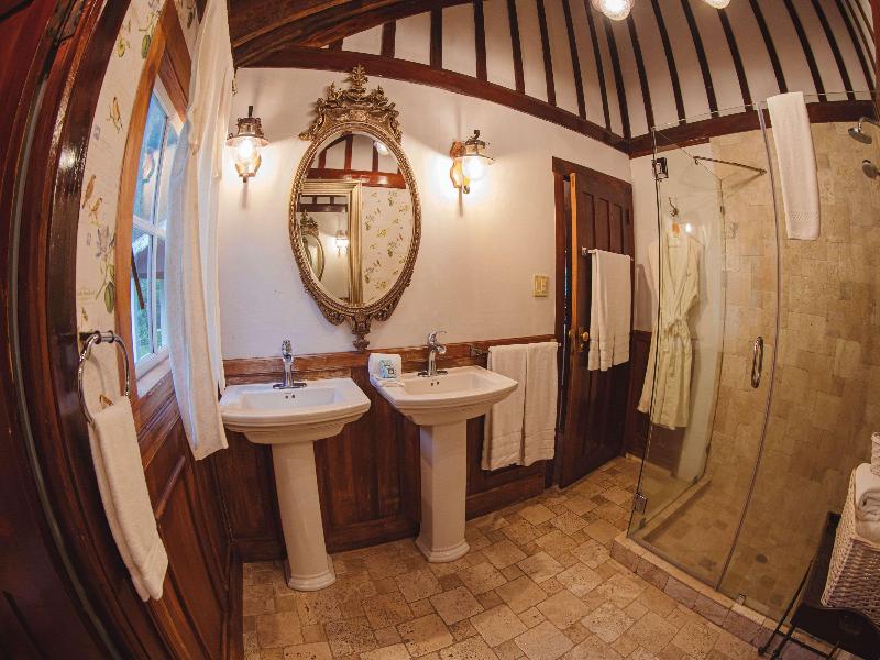Finca Lerida Coffee Plantation & Boutique Hotel image