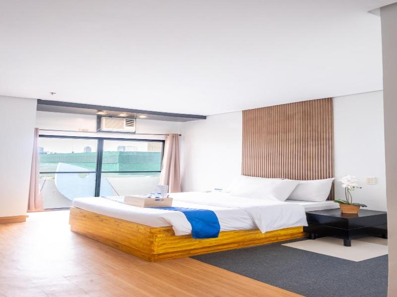 Hotel Dreamworld image