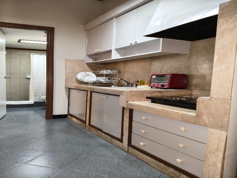 Tropicana Suites Hotel image