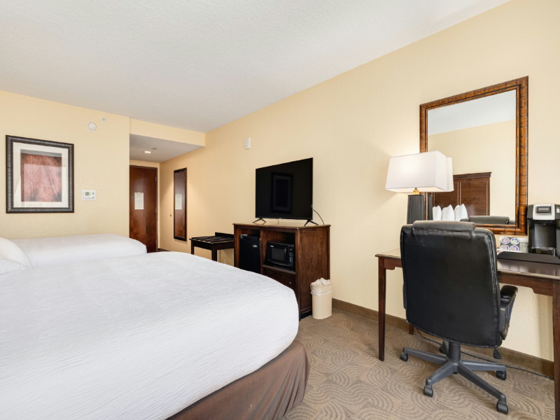 Pier House 60 Marina Hotel image