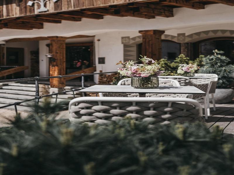 Aktivhotel Veronika image
