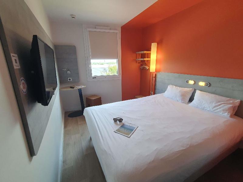 Ibis Budget Coutances image