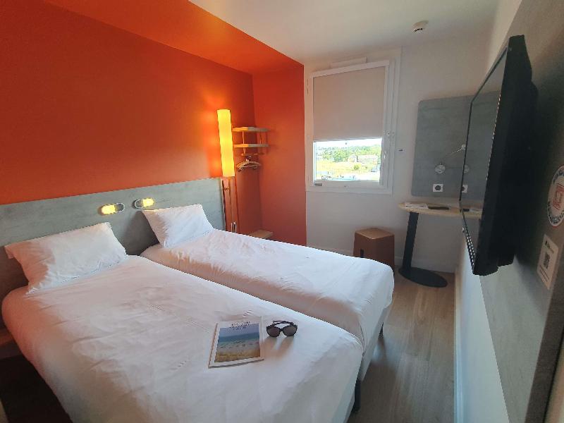 Ibis Budget Coutances image