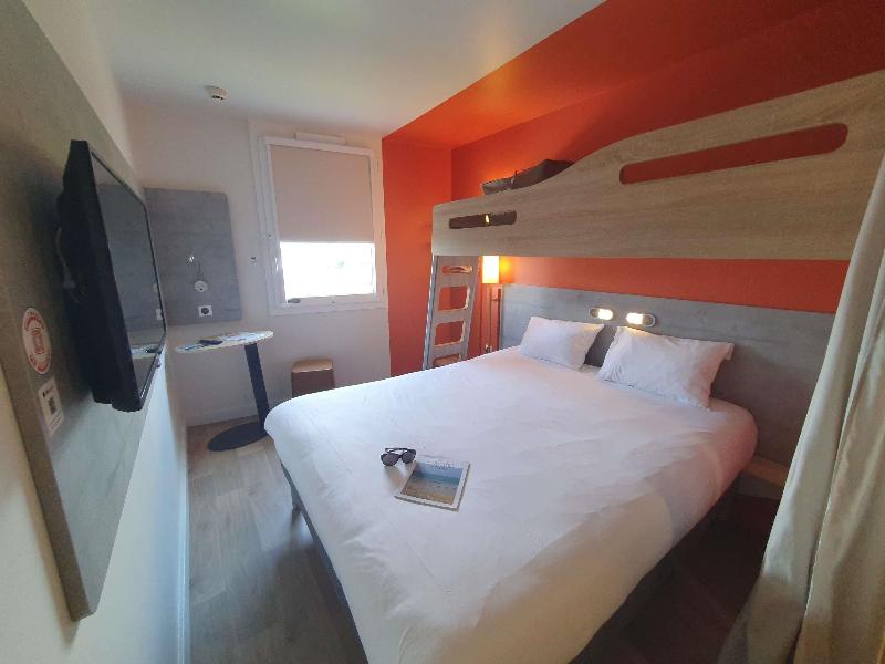 Ibis Budget Coutances image