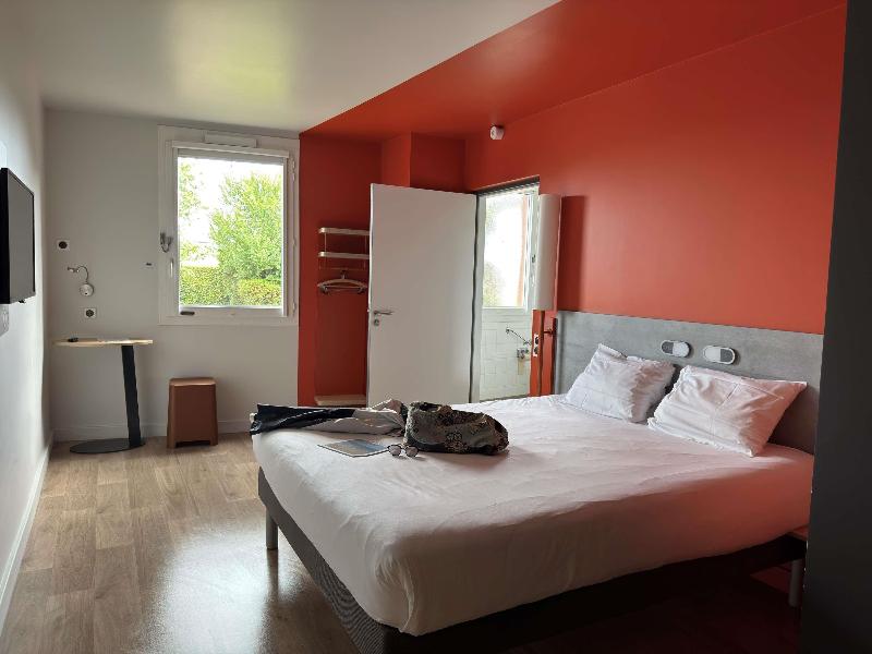 Ibis Budget Coutances image