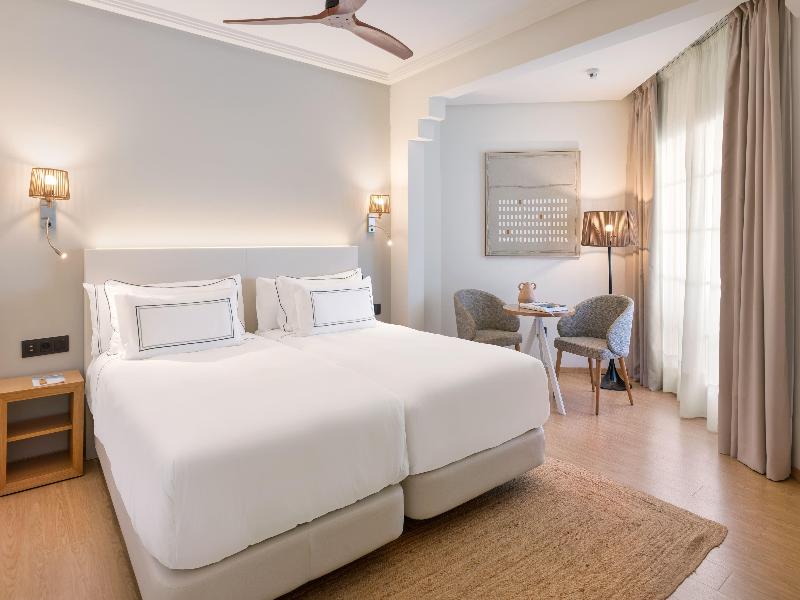 Melia Atlantico Isla Canela image
