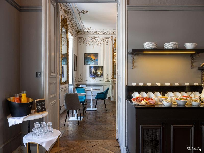 Hotel Le Champlain image