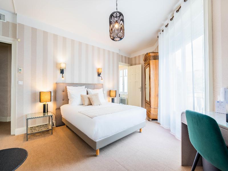Best Western Brittany La Baule Centre & Plage image
