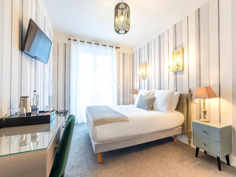 Best Western Brittany La Baule Centre & Plage image