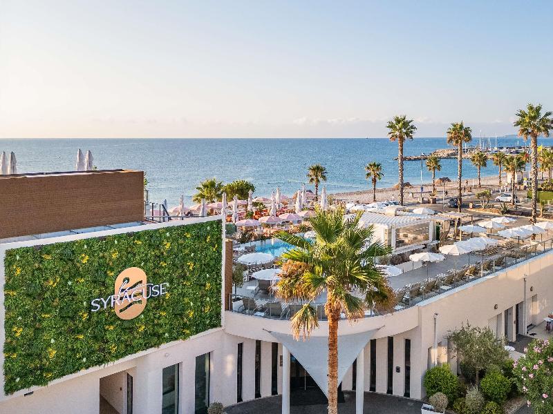 Mercure Villeneuve-Loubet Plage Hotel image