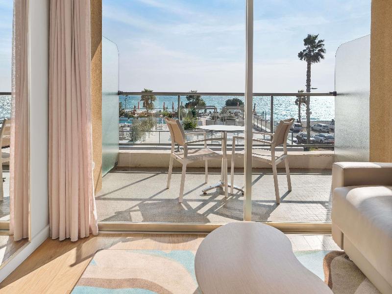 Mercure Villeneuve-Loubet Plage Hotel image