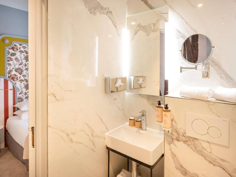 Hôtel Mercure Paris Notre-Dame Saint-Germain- image
