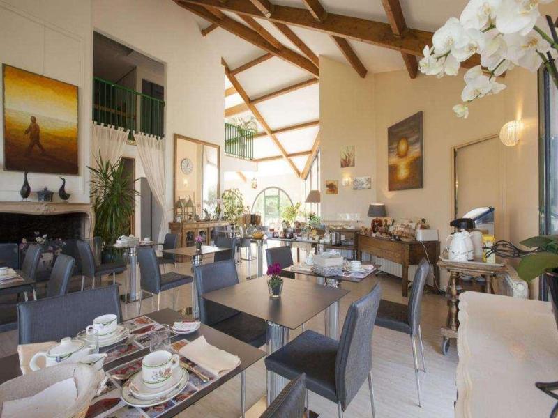 Golf Hotel Colvert image