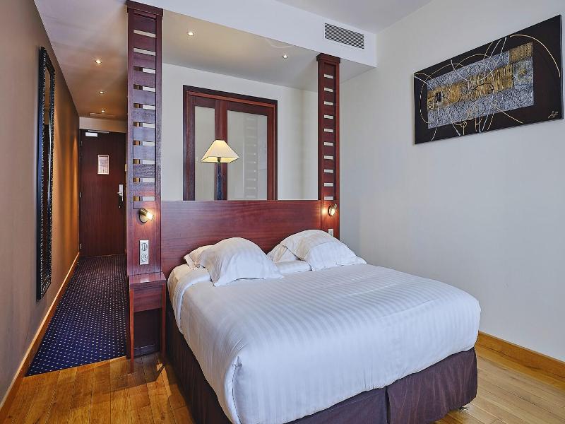 Le Mauritia Hotel & Spa image